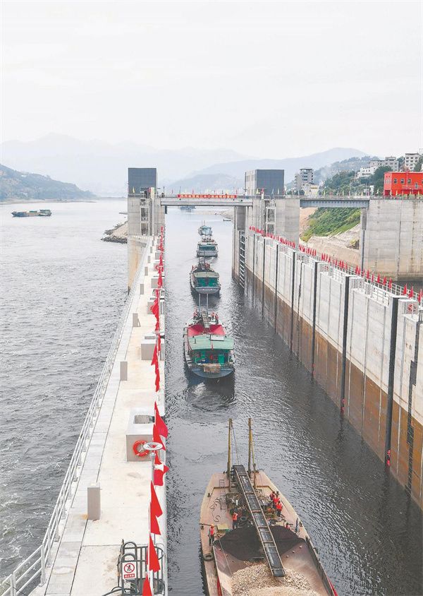 鋁蜂窩板舊房改造，打造精美的小家